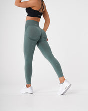 Load image into Gallery viewer, Forest Green Contour Seamless Leggings