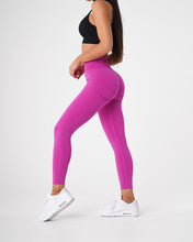 Load image into Gallery viewer, Maui Curve Seamless Leggings