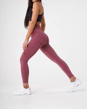 Load image into Gallery viewer, Maroon Contour Seamless Leggings