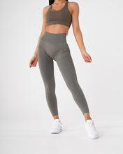 Load image into Gallery viewer, Khaki Green Curve Seamless Leggings